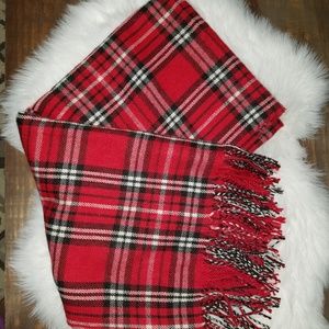 COPY - Ralph Lauren oversized plaid blanket scarf